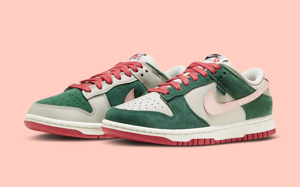 Nike Dunk Low "All Petals United"